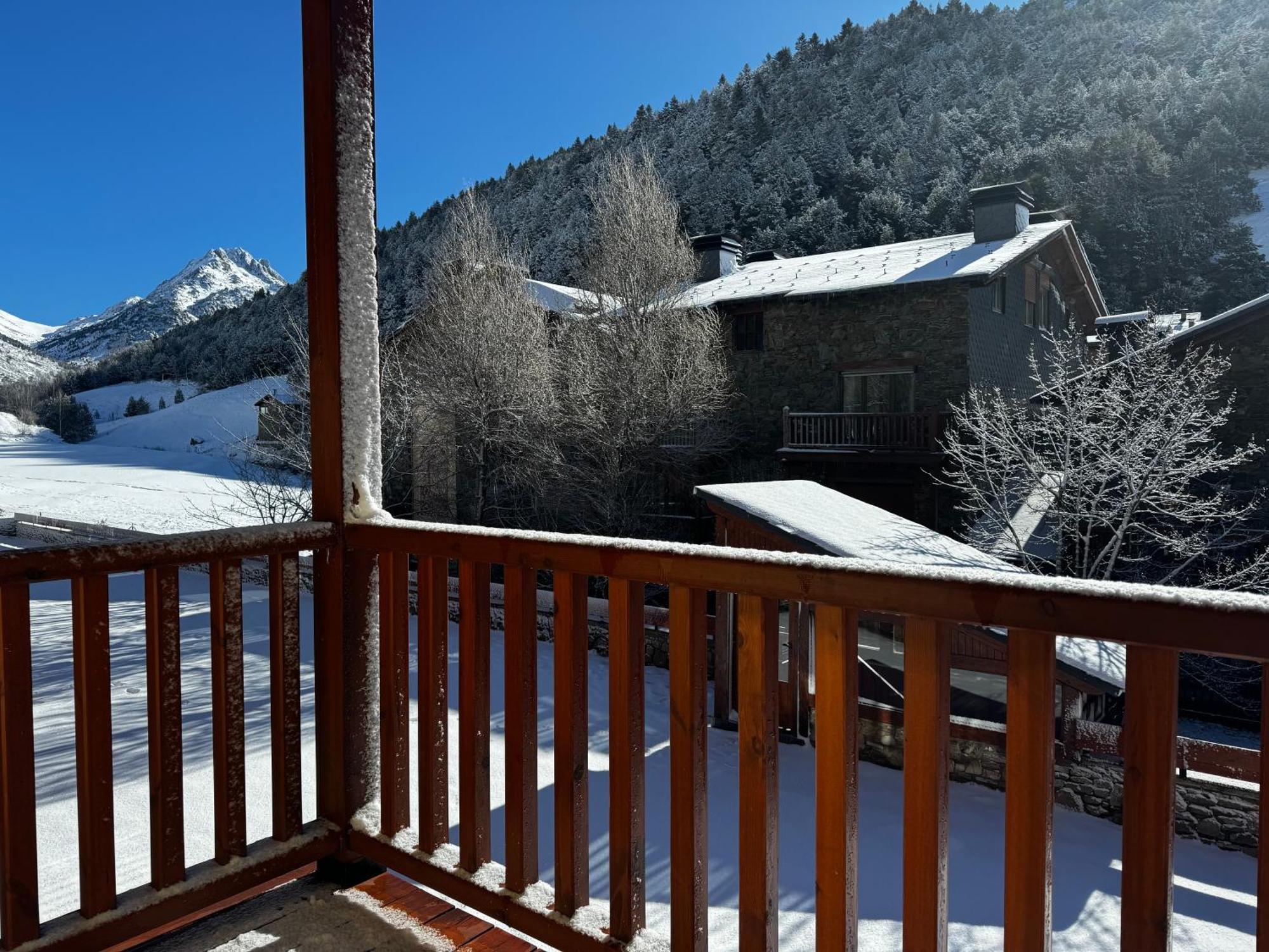 Apartment Estudio Reformado Vall D'incles Grandvalira, 4 Pers, Max 2 Adultos Y 2 Ninos Menores 12 Anos Canillo
